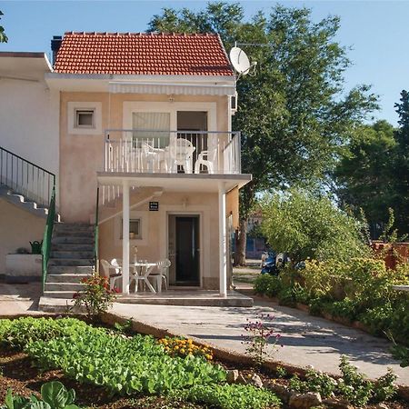 Apartment Raslina Lxvi エクステリア 写真